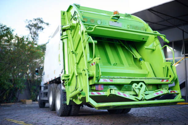 Best Yard Waste Removal  in Hohenwald, TN